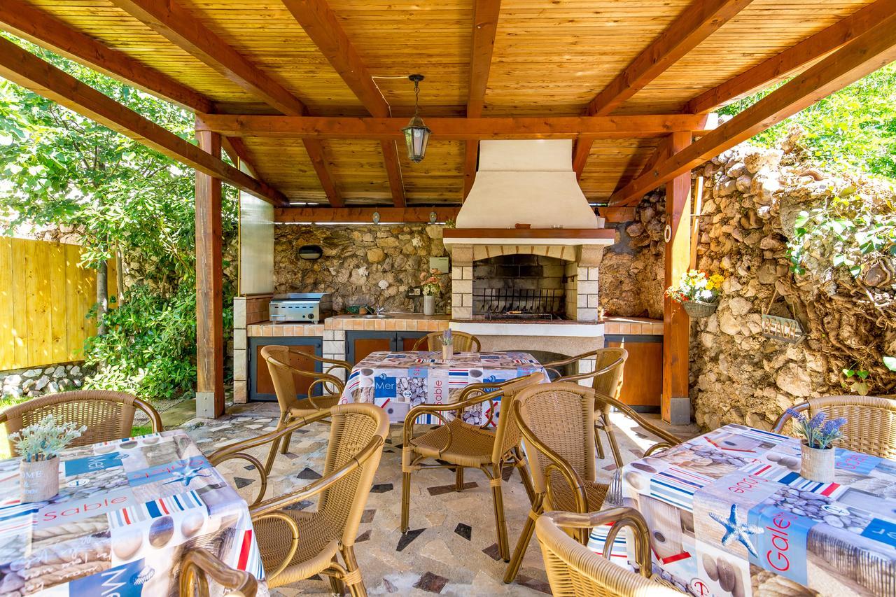 Apartments Patricia Baška Εξωτερικό φωτογραφία